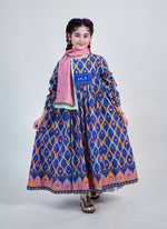 Load image into Gallery viewer, Qamar قمر
